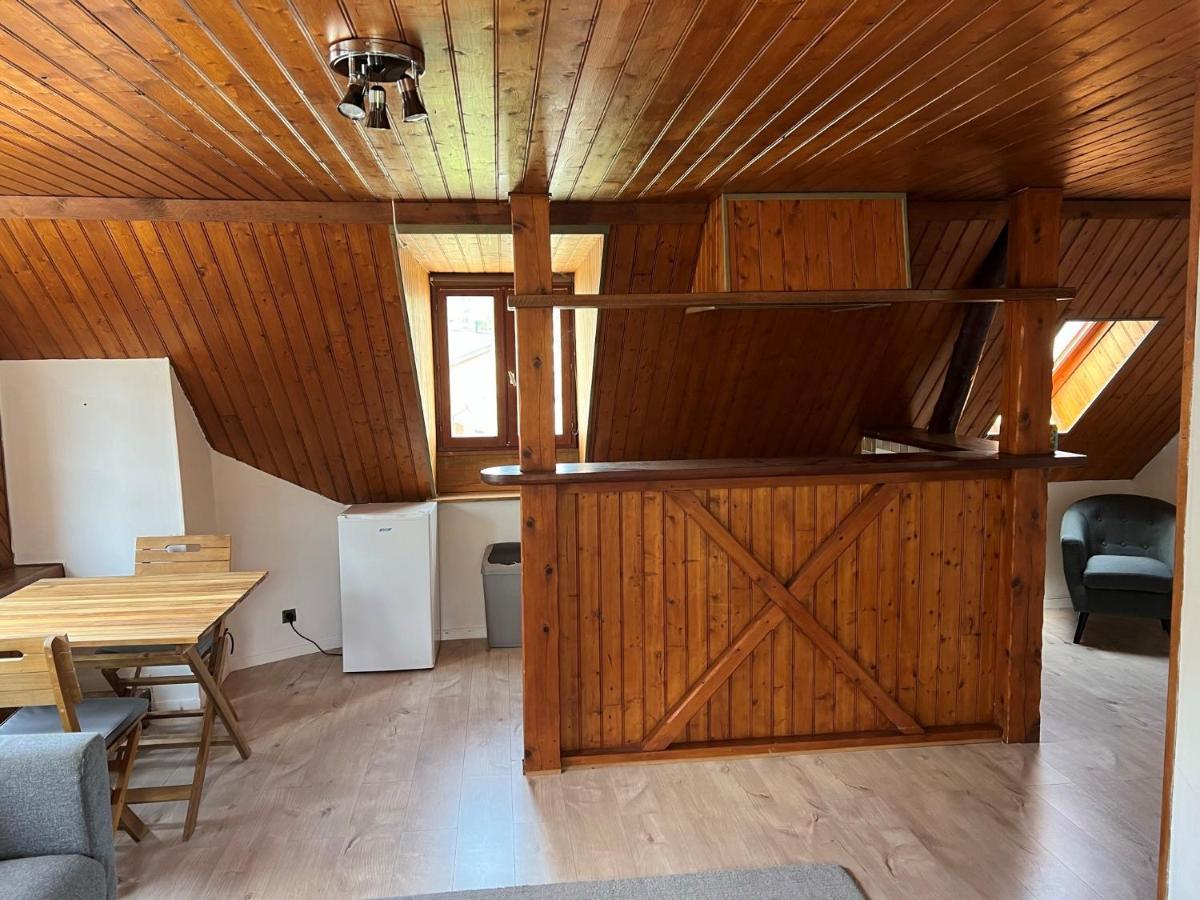 Top Floor Apartment With Mountain Views In The Centre Of Argeles Gazost Exterior foto